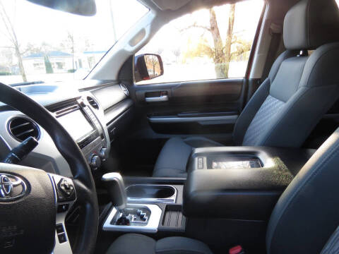 2019 Toyota Tundra SR5