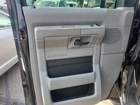 2014 Ford E-Series E-150