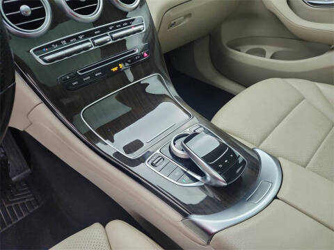 2017 Mercedes-Benz GLC GLC 300 4MATIC