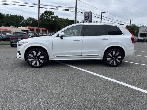 2024 Volvo XC90 Recharge T8 Ultimate Bright Theme 7P