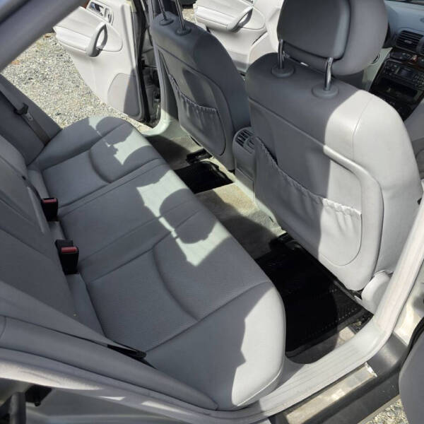 2004 Mercedes-Benz C-Class C 240