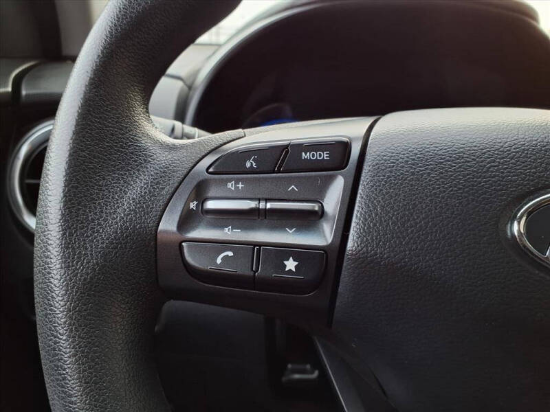 2022 Hyundai Kona SE