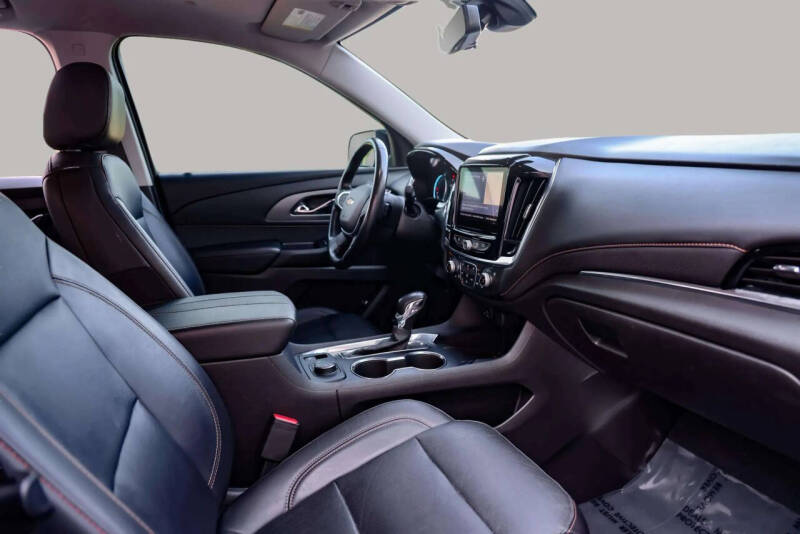 2021 Chevrolet Traverse Premier