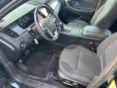 2015 Ford Taurus SEL