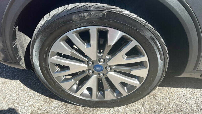 2021 Ford Escape Titanium