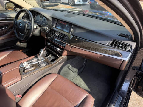 2015 BMW 5 Series 528i xDrive