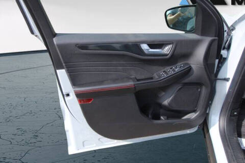 2026 Ford Escape Hybrid ST-Line Select