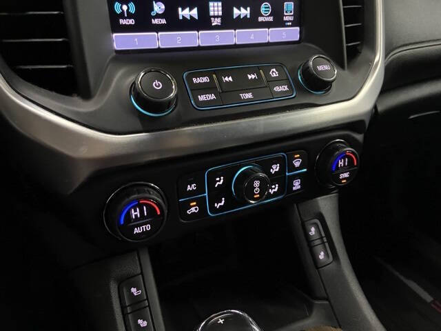 2017 GMC Acadia SLE-2