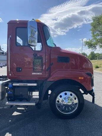 2024 Mack MD6