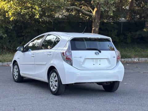 2013 Toyota Prius c One