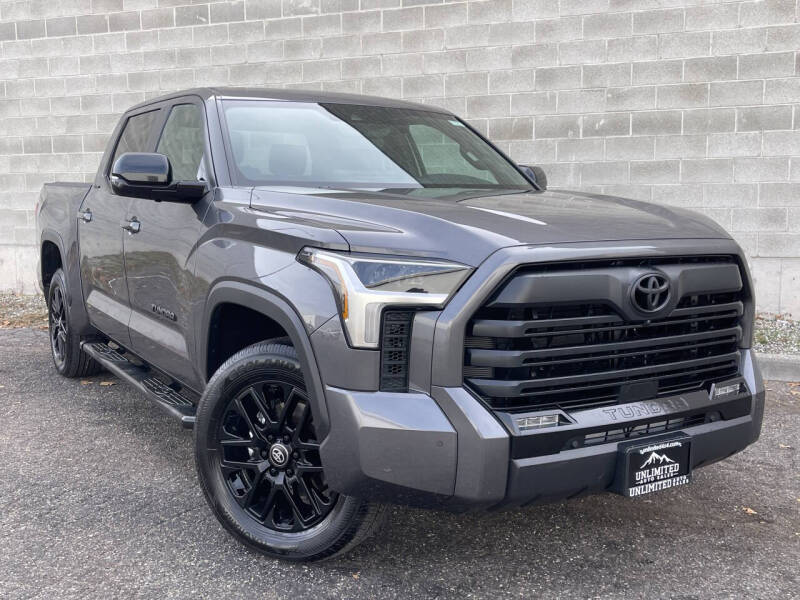 2025 Toyota Tundra Limited's photo