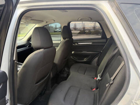 2017 Mazda CX-5 Sport