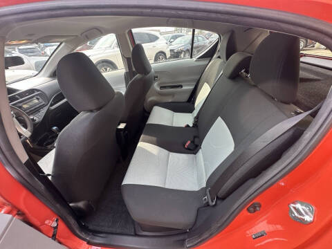 2014 Toyota Prius c Three