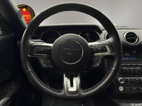 2017 Ford Mustang V6