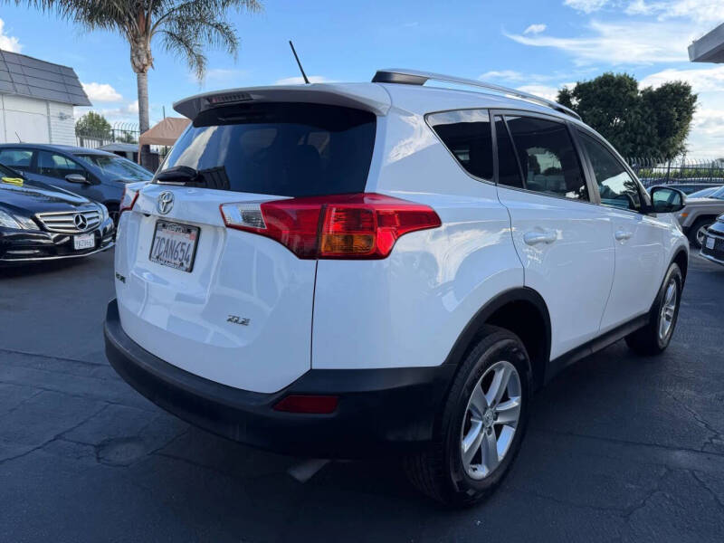 2013 Toyota RAV4 XLE