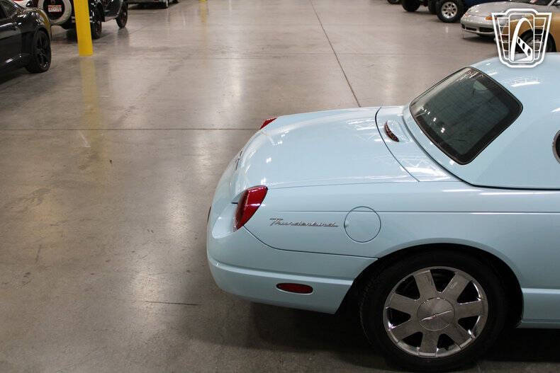 2003 Ford Thunderbird