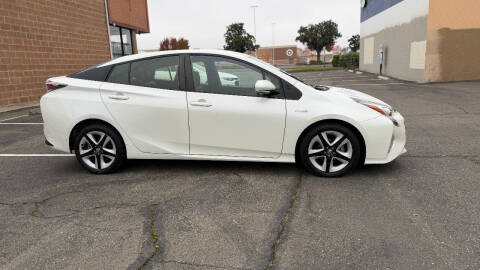 2018 Toyota Prius Four Touring