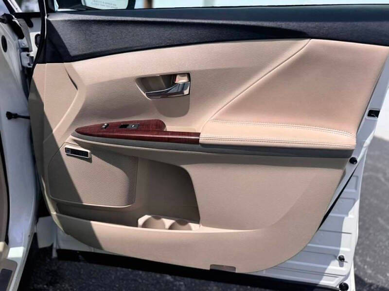 2011 Toyota Venza FWD V6