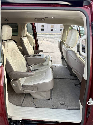 2019 Chrysler Pacifica Touring L