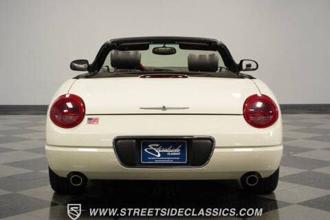 2002 Ford Thunderbird Deluxe