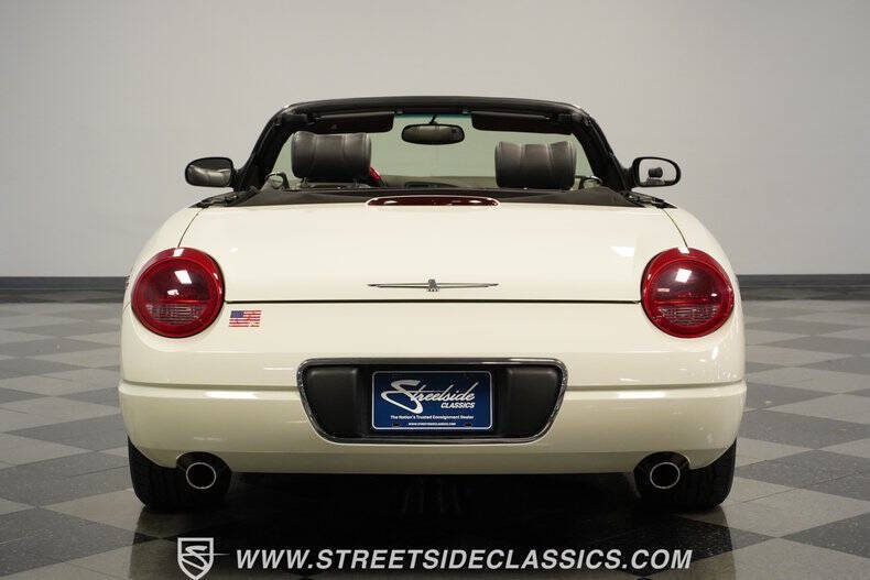 2002 Ford Thunderbird Deluxe