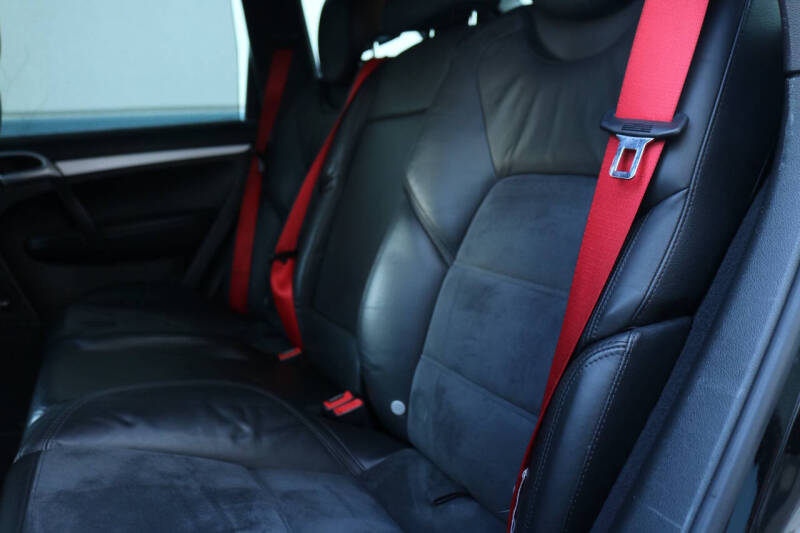 2009 Porsche Cayenne GTS Tiptronic