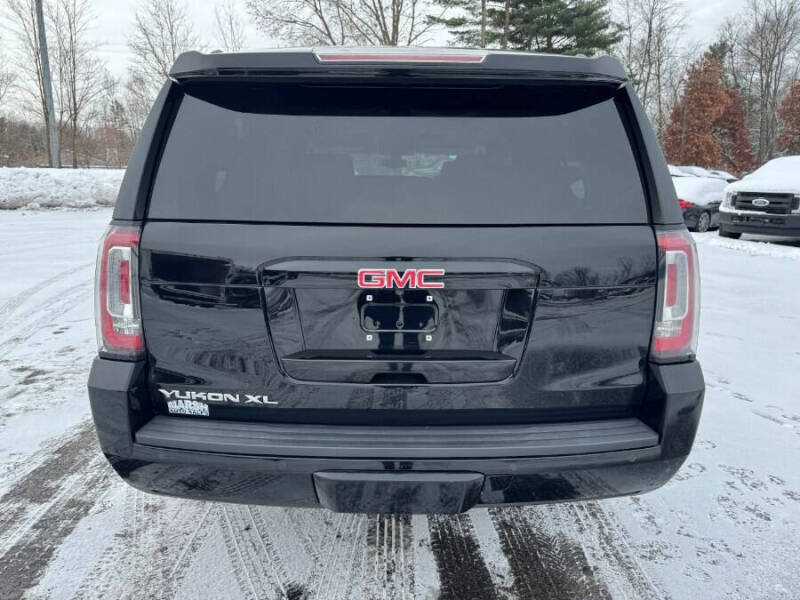 2017 GMC Yukon XL SLE