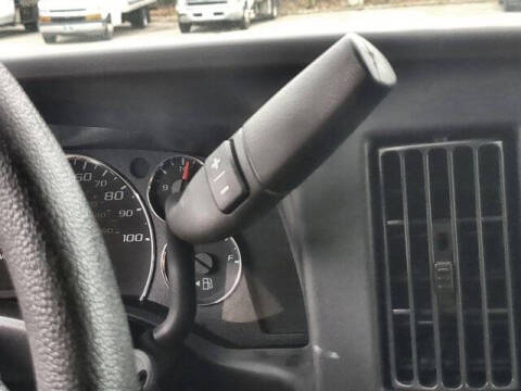 2025 GMC Savana 3500