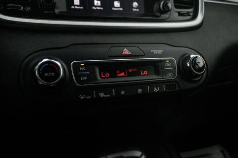 2019 Kia Sorento LX V6