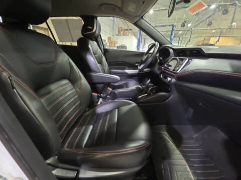 2019 Nissan Kicks SR