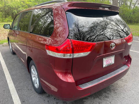 2014 Toyota Sienna