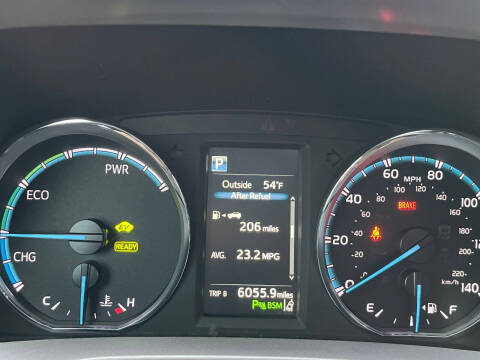 2017 Toyota RAV4 Hybrid XLE