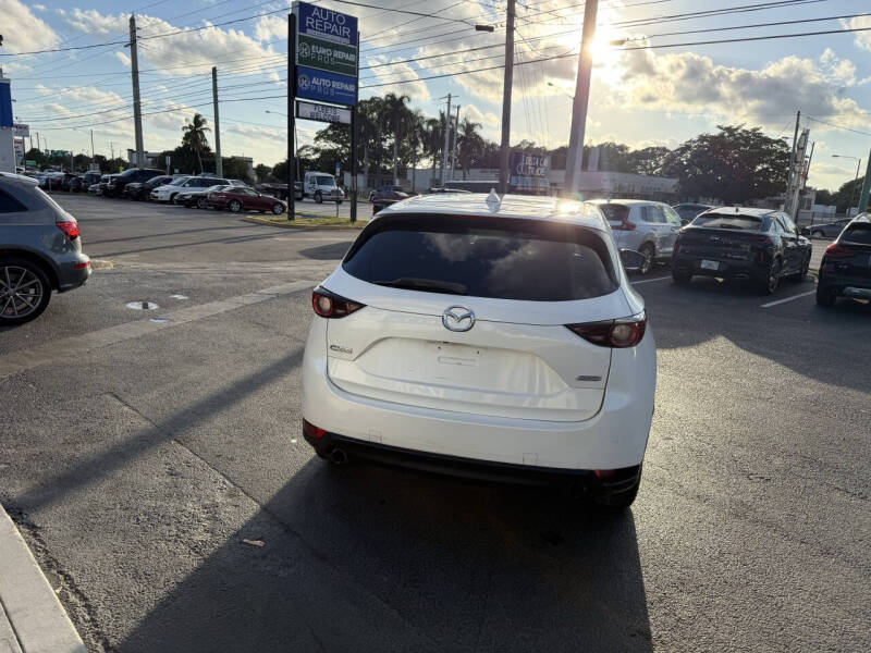 2017 Mazda CX-5 Touring