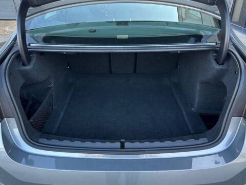 2023 BMW 3 Series 330i