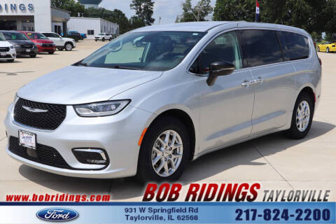 2024 Chrysler Pacifica Touring L
