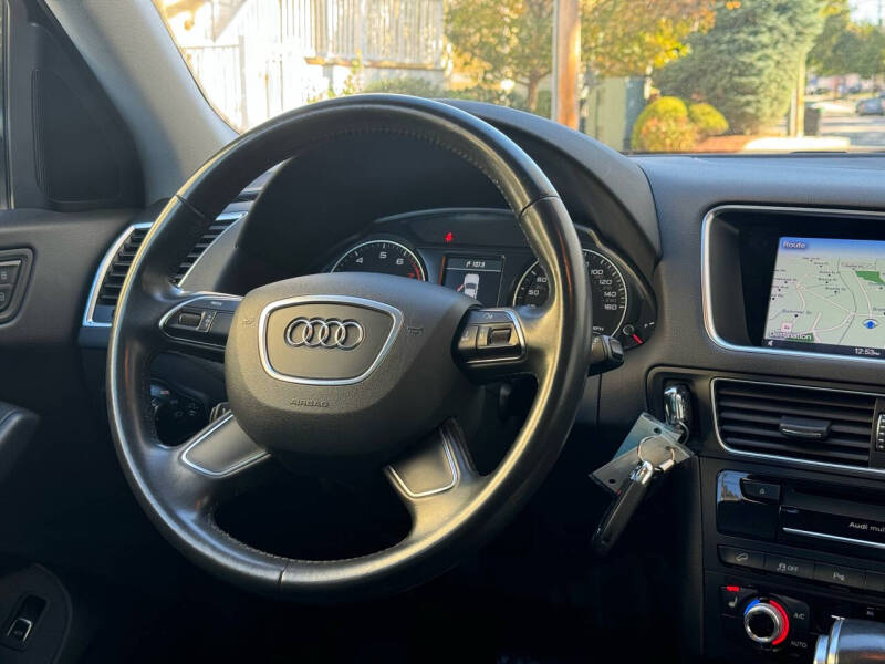 2017 Audi Q5 2.0T quattro Premium