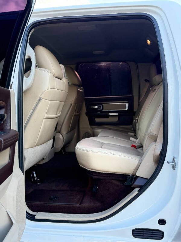 2015 RAM 1500 Laramie