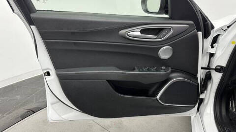 2022 Alfa Romeo Giulia Veloce