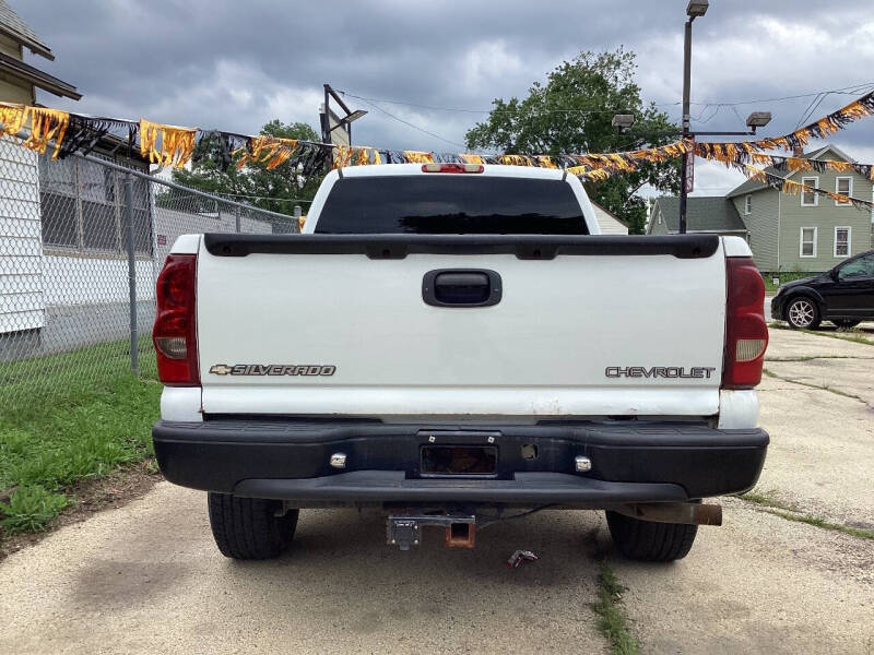 2003 Chevrolet Silverado 1500 LS