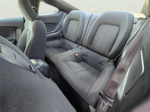 2021 Ford Mustang EcoBoost