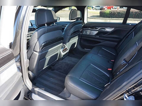 2017 BMW 7 Series 750i