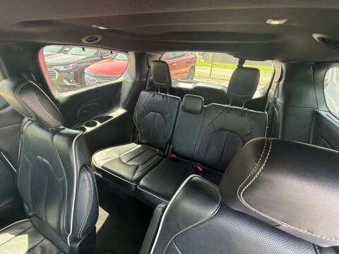 2025 Chrysler Pacifica Limited