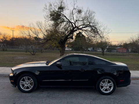 2011 Ford Mustang V6
