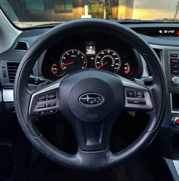 2013 Subaru Legacy 2.5i