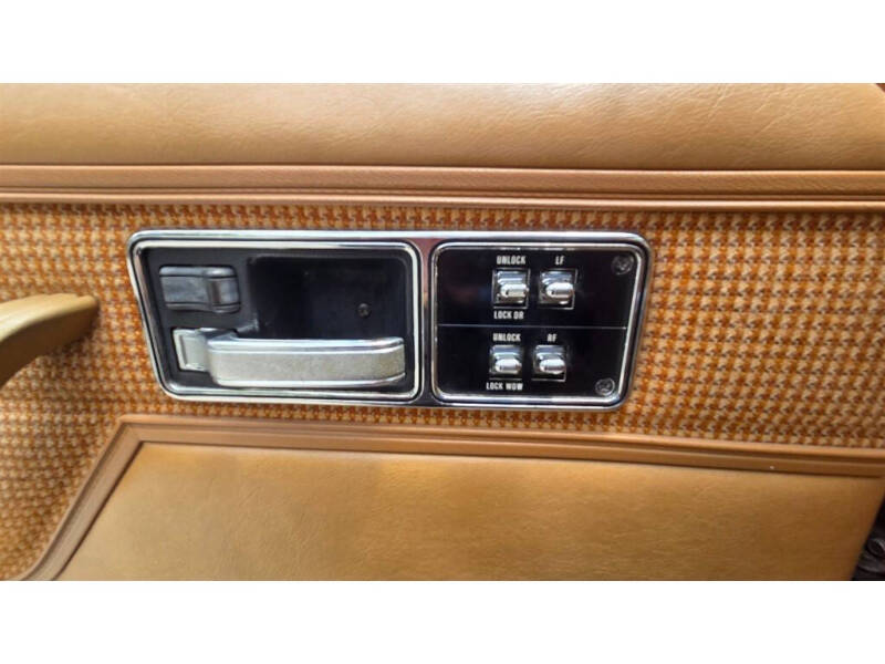 1986 Jeep Cherokee Laredo