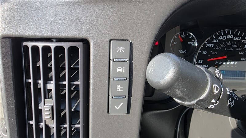 2023 Chevrolet Express 2500