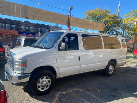 2010 Ford E-Series Wagon for sale at D Majestic Auto Group Inc in Ozone Park NY