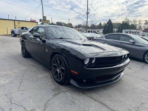 2018 Dodge Challenger for sale at North Georgia Auto Brokers in Snellville GA