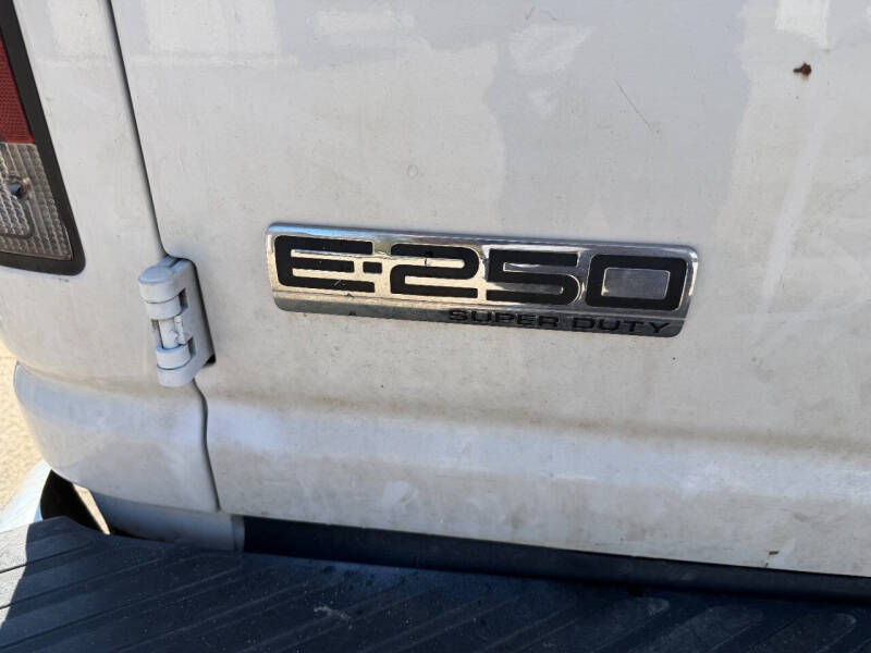 2008 Ford E-Series E-250