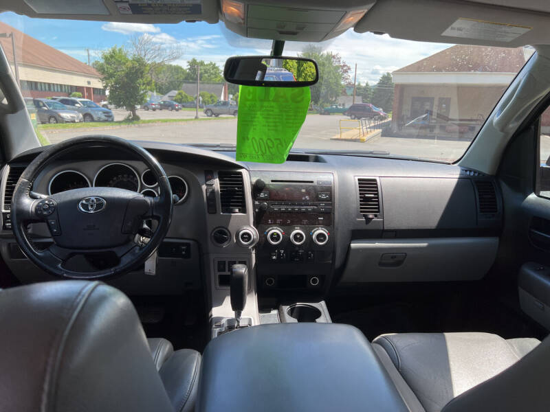 2012 Toyota Sequoia SR5